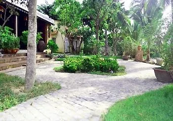 Ruby Hotel Hoi An 3*,